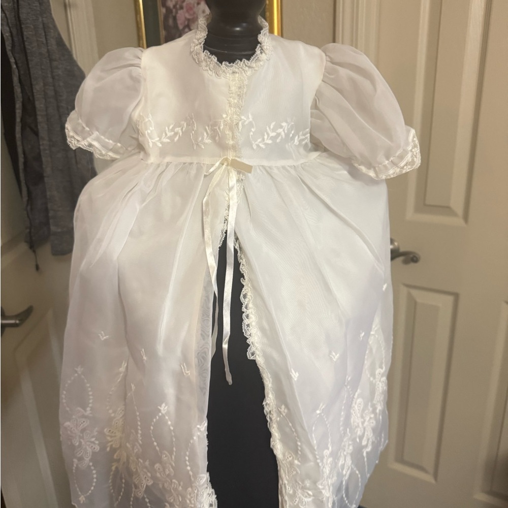 Elegant White Lace Kids Dress